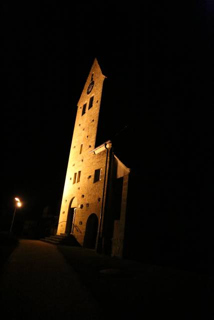St. Franziskuskirche wird abends wieder beleuchtet