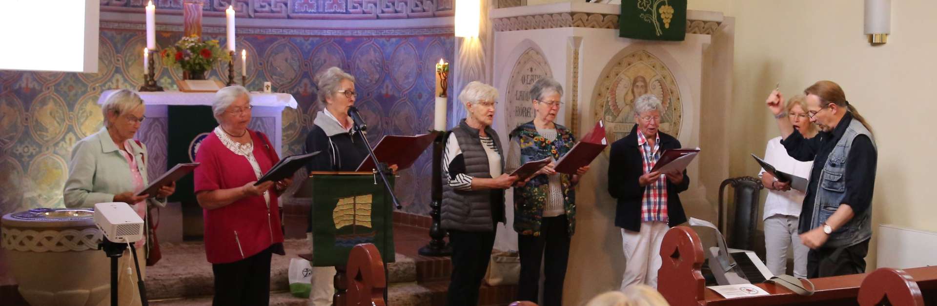 Duinger Kirchenchor begleitet Gottesdienst in der St. Franziskuskirche musikalisch