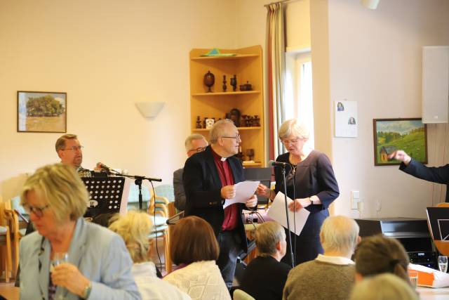 Verabschiedung von Pastorenehepaar Susanne und Wolfgang Richter in Gronau